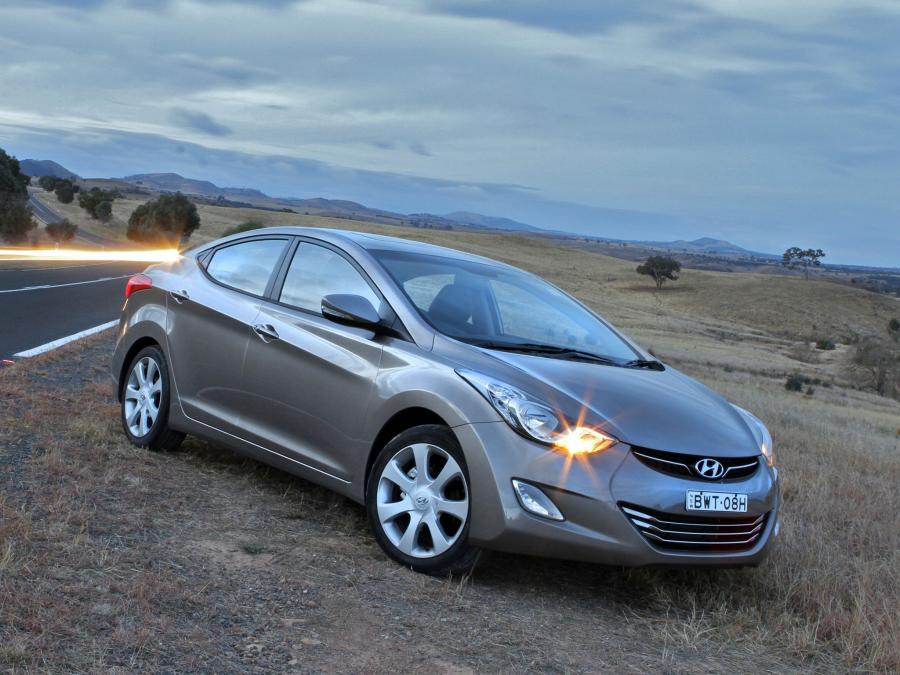  Hyundai Elantra 2011 года  (AU) (фото 4 из 16)